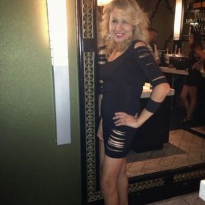 Meet your Posher, Monica